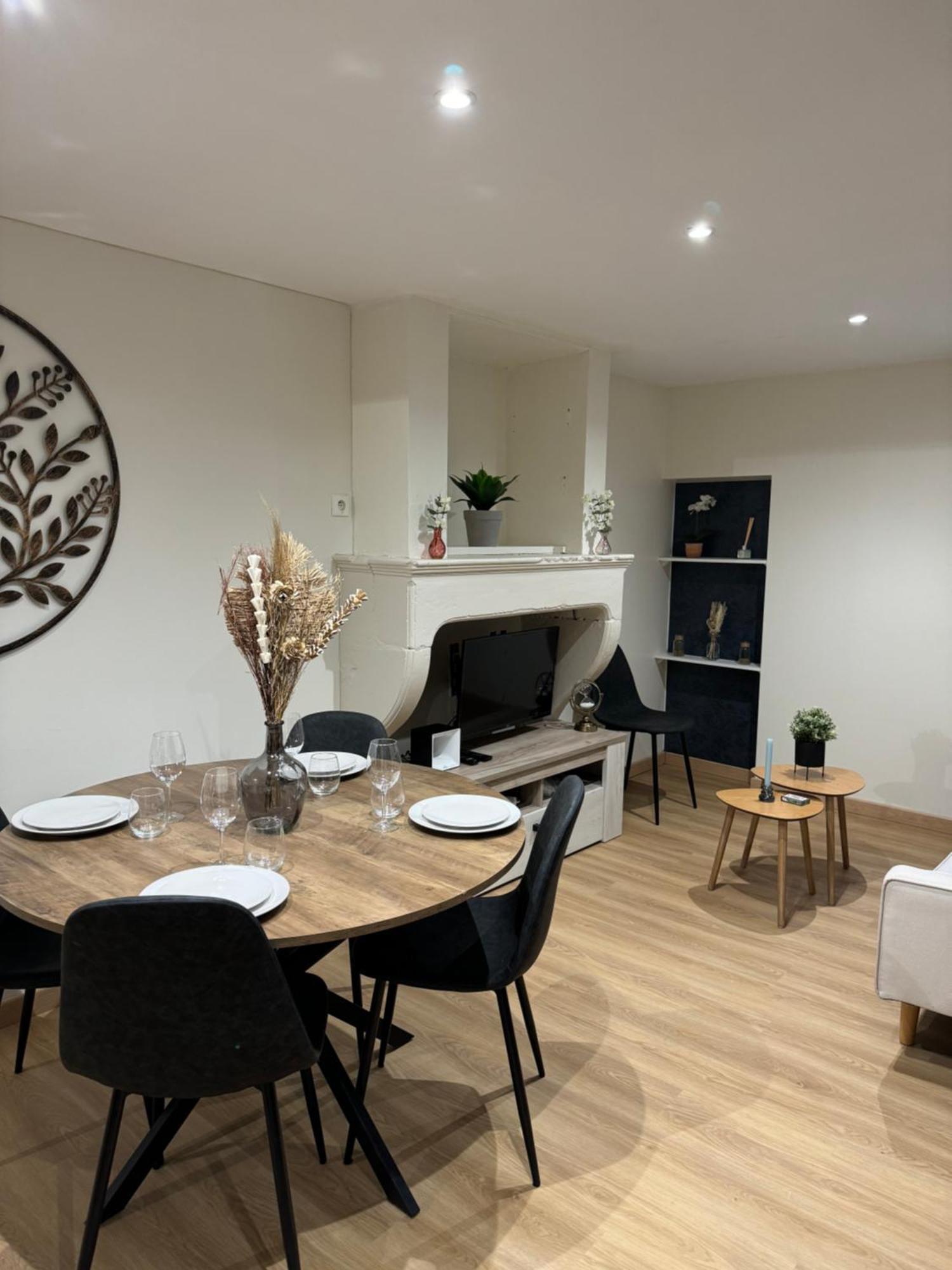 Nancy Blue Stan Apartment Bagian luar foto