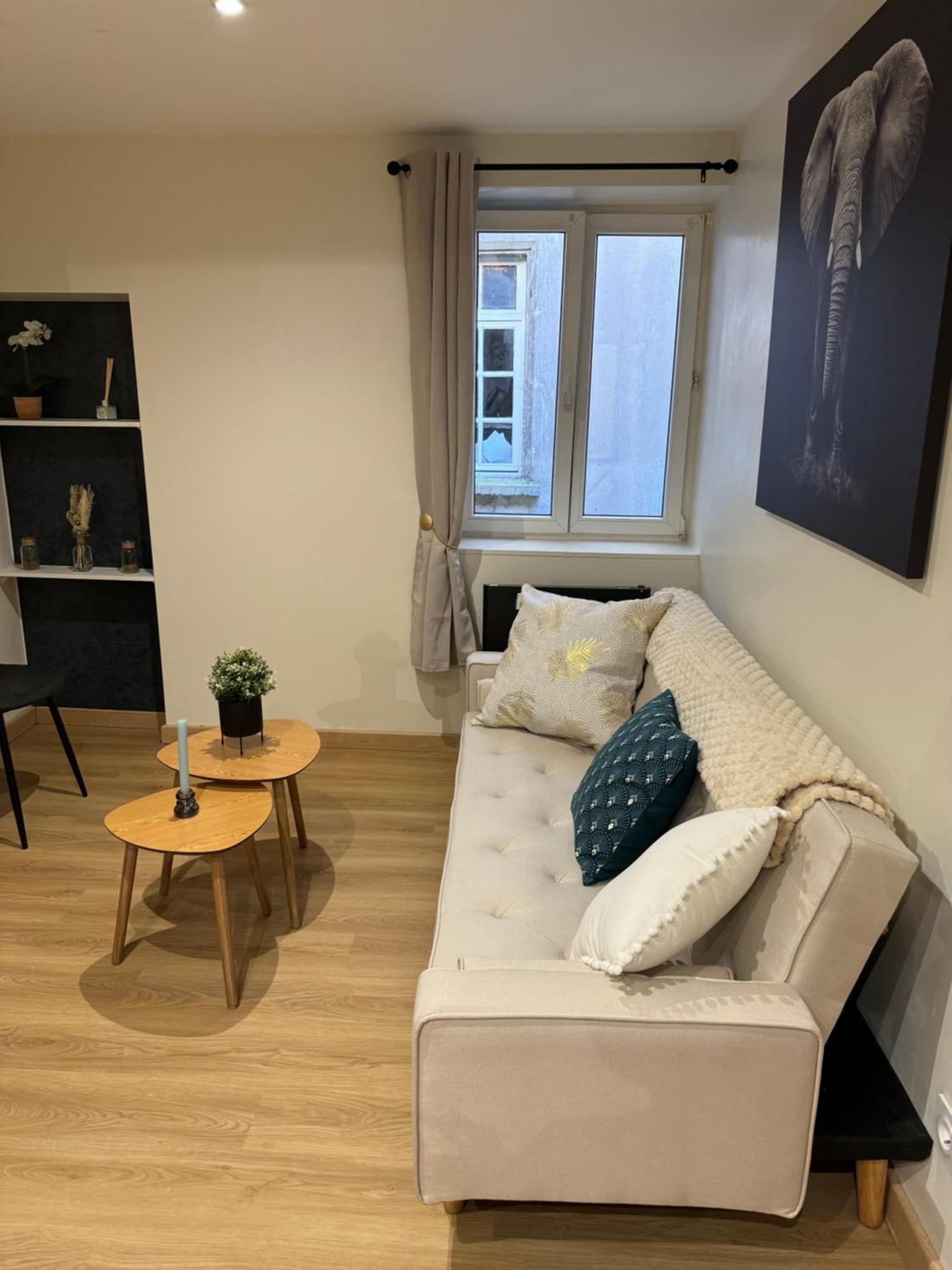 Nancy Blue Stan Apartment Bagian luar foto