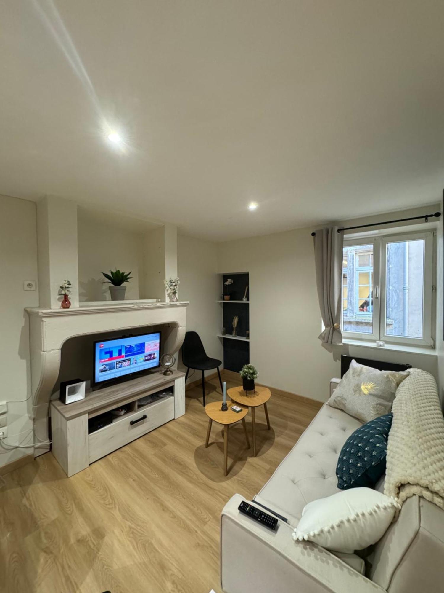 Nancy Blue Stan Apartment Bagian luar foto